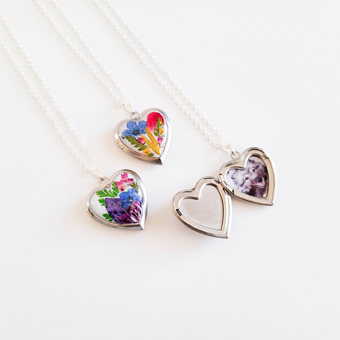 Heart locket necklace with real flowers, photo locket necklace, forget me not, gift for Mother, wife, friend, Valentine's day gift for her