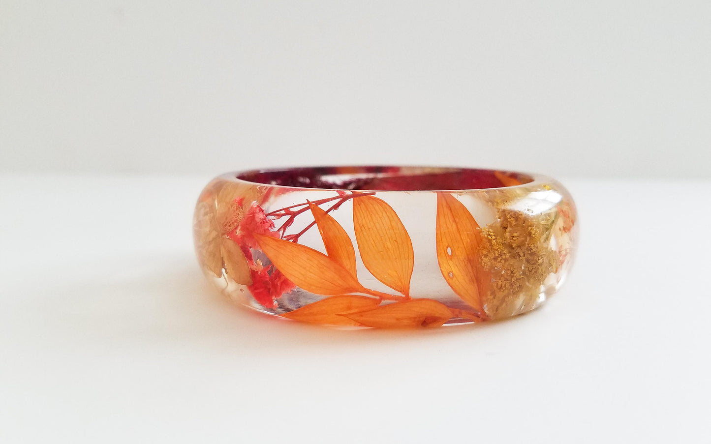 Fall bracelet, real flower bracelet,autumn jewelry, nature inspired jewelry, resin bangle, dried flower bracelet, handmade jewelry gifts