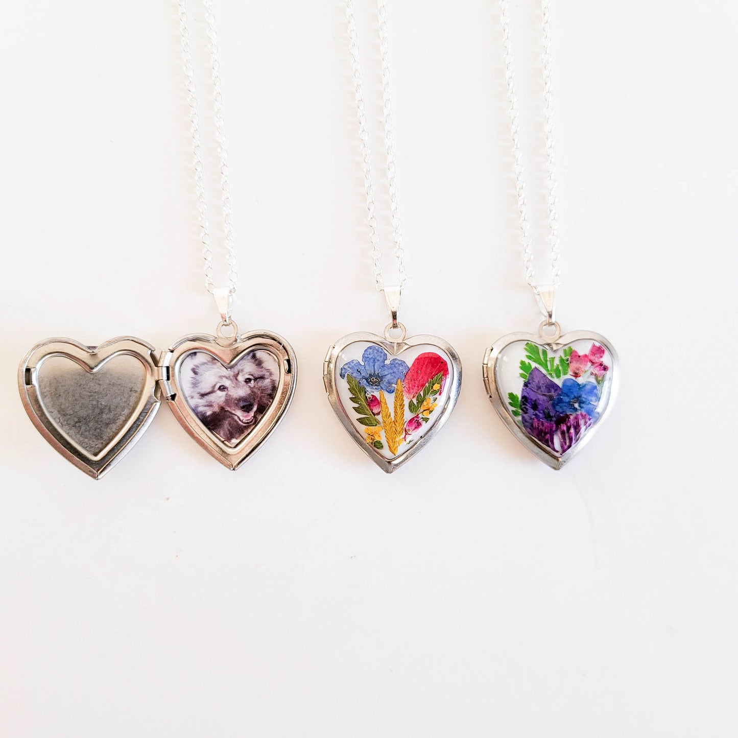 Heart locket necklace with real flowers, photo locket necklace, forget me not, gift for Mother, wife, friend, Valentine's day gift for her