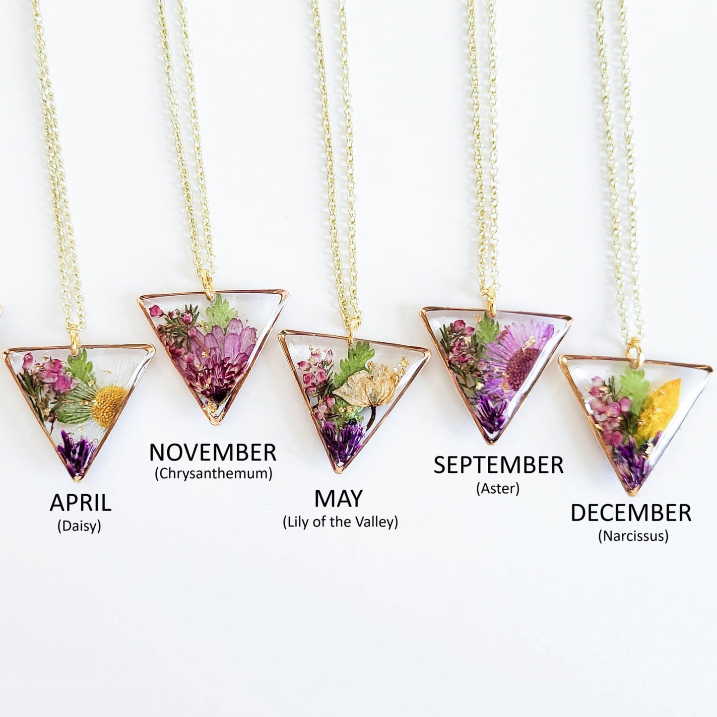 Personalized birth flower necklace, birth month flower bouquet necklace, family necklace