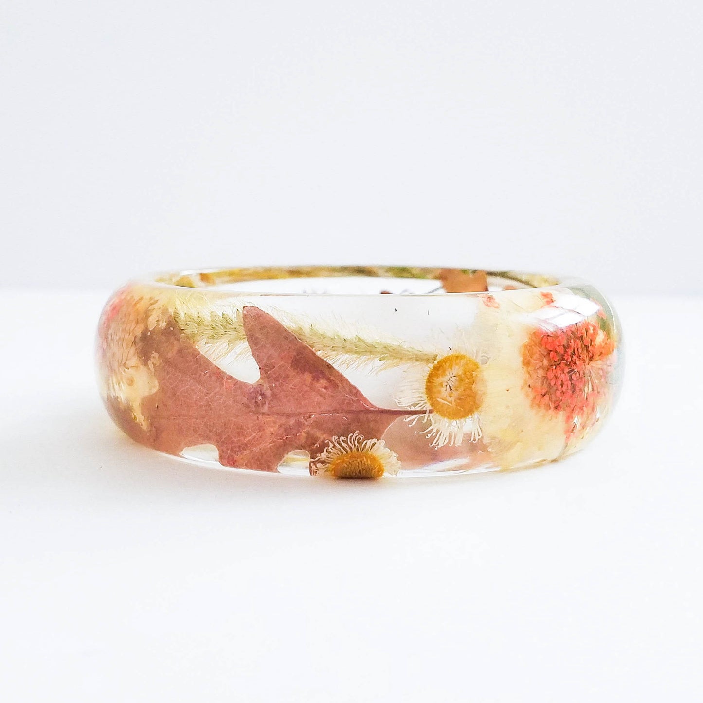 Fall resin bracelet, nature jewelry gift for her, plant jewelry bangle, handmade jewelry real dried flower bracelet