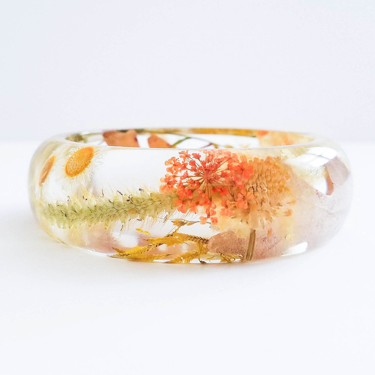 Fall resin bracelet, nature jewelry gift for her, plant jewelry bangle, handmade jewelry real dried flower bracelet