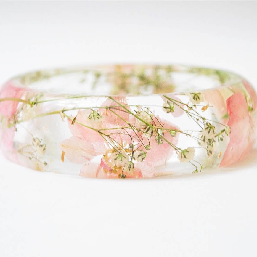 Pressed flower bracelet, real flower bangle, real flower jewelry, plant bracelet, handmade jewelry, unique gift for her, handmade gift