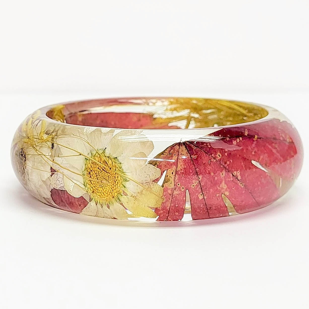 Pressed leaf bracelet, daisy jewelry, pressed flower jewelry, real flower bangle, real flower bracelet, nature gifts, nature jewelry, gifts