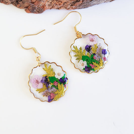 Wildflower earrings, Pressed flower resin earrings, handmade jewelry gift, nature lover gift