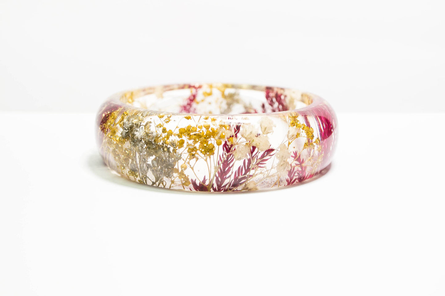 Handmade real flower resin bracelet with red pine ferns, gold and silver baby's breath. Christmas bracelet for women, nature jewelry gifts