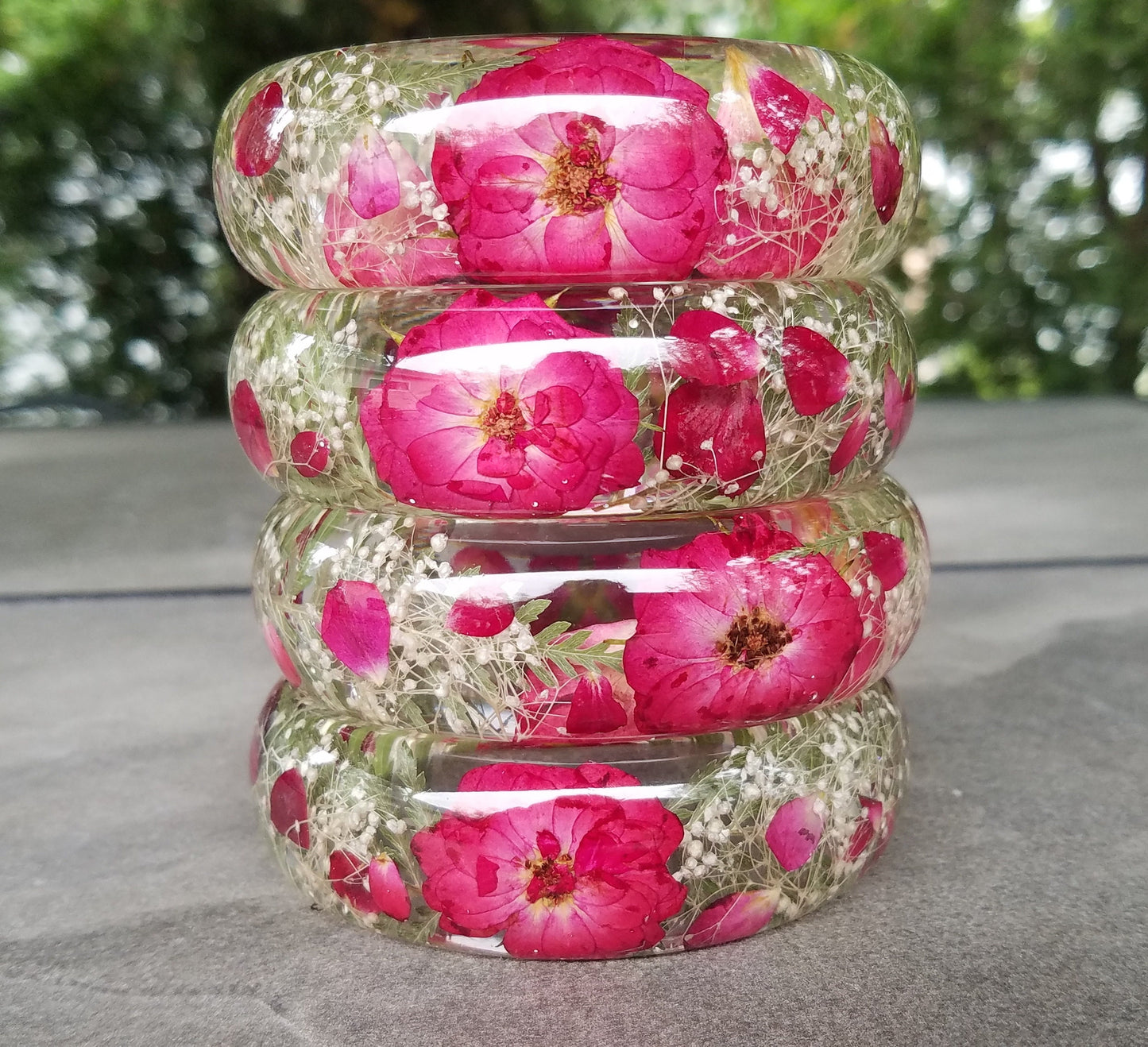 real flower resin bangle, real flower bracelet, resin bracelet, nature inspired jewelry, flower jewelry, flower bangle, gifts, rose bracelet