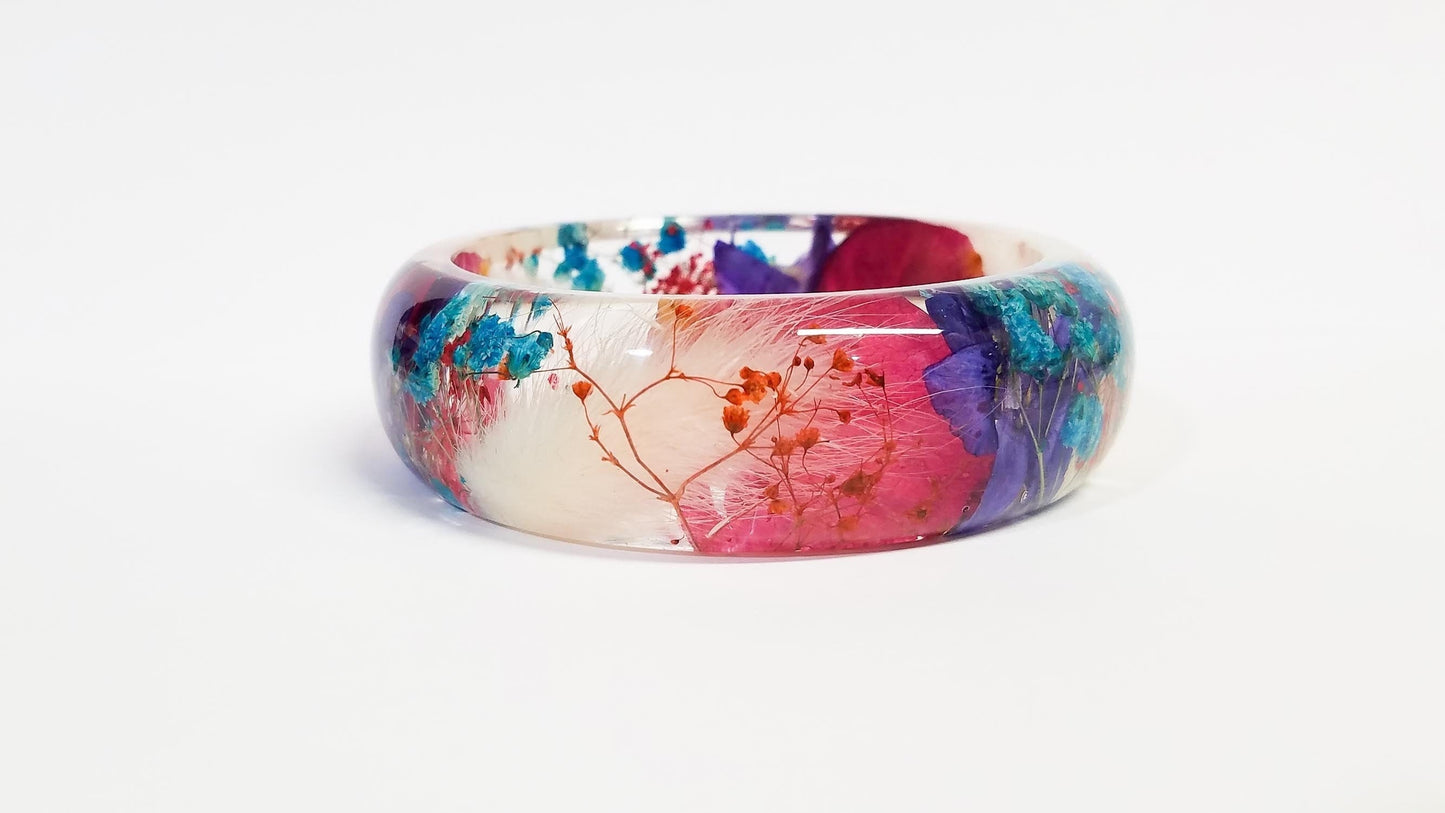 Resin bangle bracelet, real flower bracelet, real flower jewelry bangle, resin jewelry, pressed flower jewelry, flower bangle, nature gifts